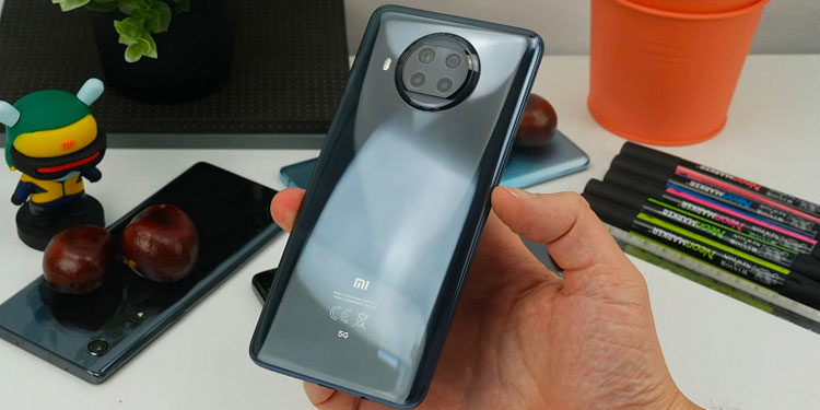 Доступный флагман Redmi на Snapdragon 865 выйдет в октябре