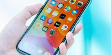 APPLE ОШТРАФОВАНА НА 10 МИЛЛИОНОВ ЕВРО ЗА НЕДОСТОВЕРНЫЕ ЗАЯВЛЕНИЯ О ВОДОНЕПРОНИЦАЕМОСТИ IPHONE